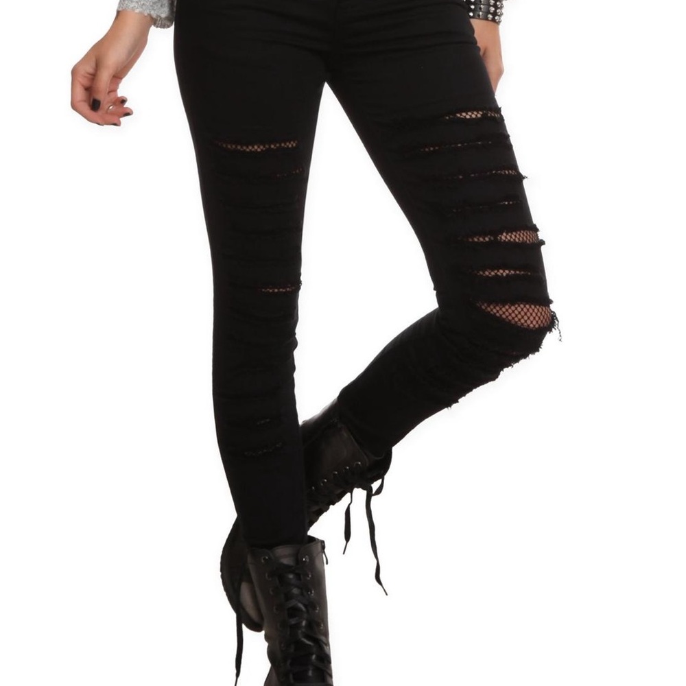 Stylish Black Distressed Women Jeans